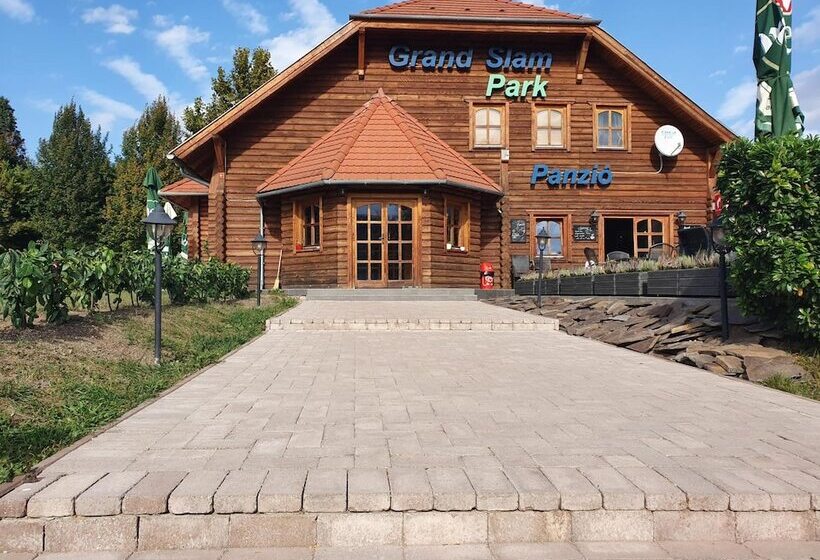 ペンション Grand Slam Park Inn