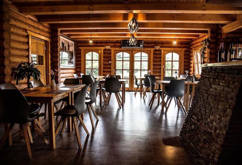 פנסיון Grand Slam Park Inn