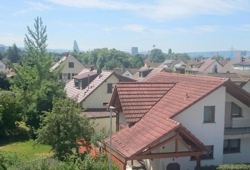 بنسيون Haus Bollinger