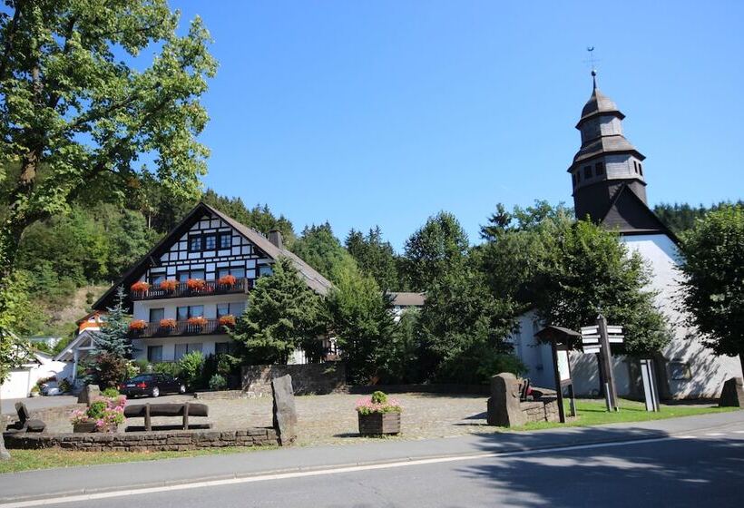 펜션 Haus Schnorbus