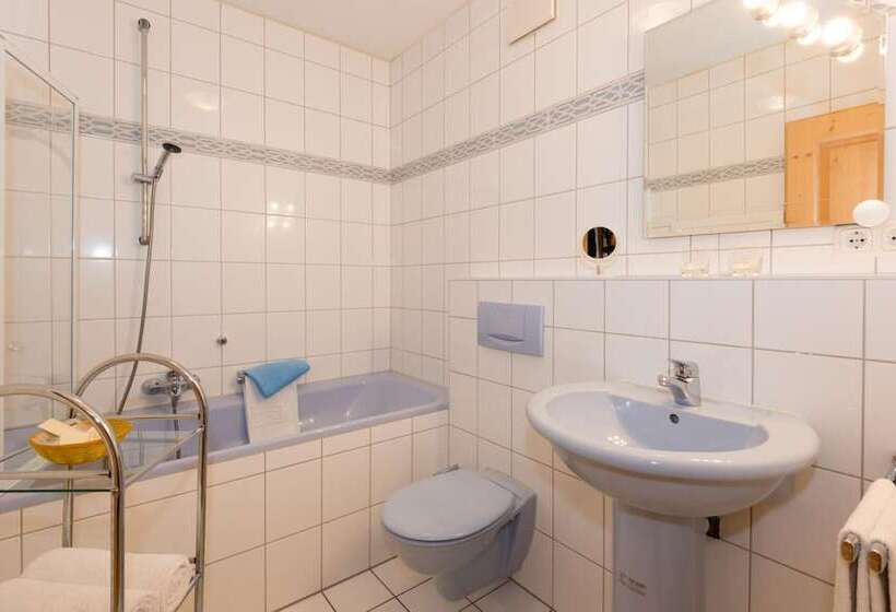 Пансион Haus Vierjahreszeiten