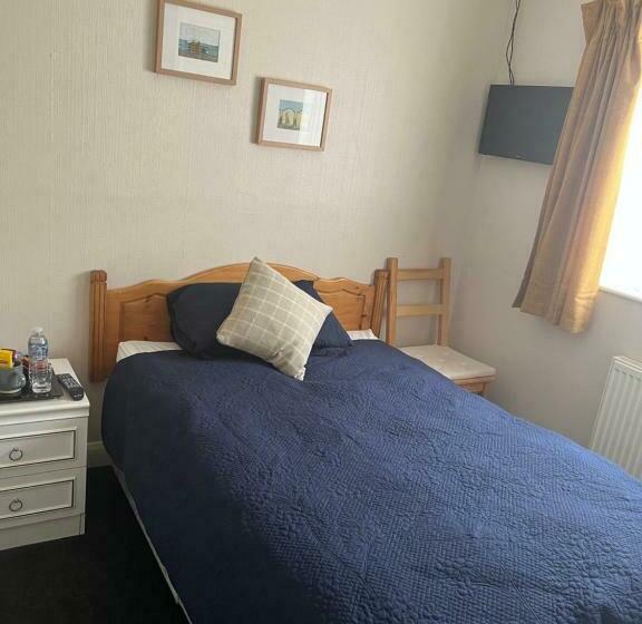 פנסיון Jedburgh Guest House