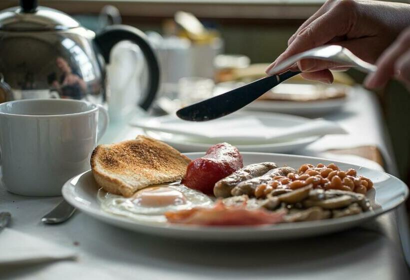 פנסיון Jedburgh Guest House