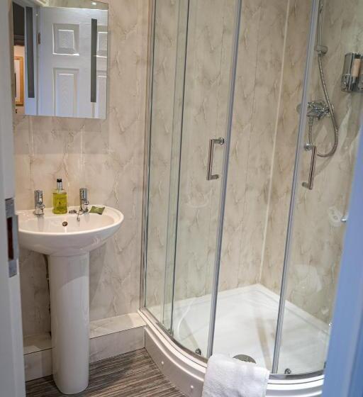 פנסיון Jedburgh Guest House