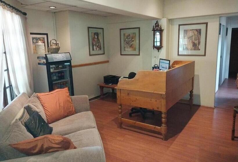 ペンション Lily Guesthouse