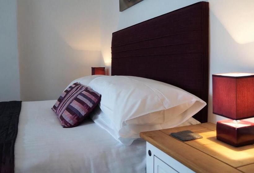 פנסיון Links Side Guest House