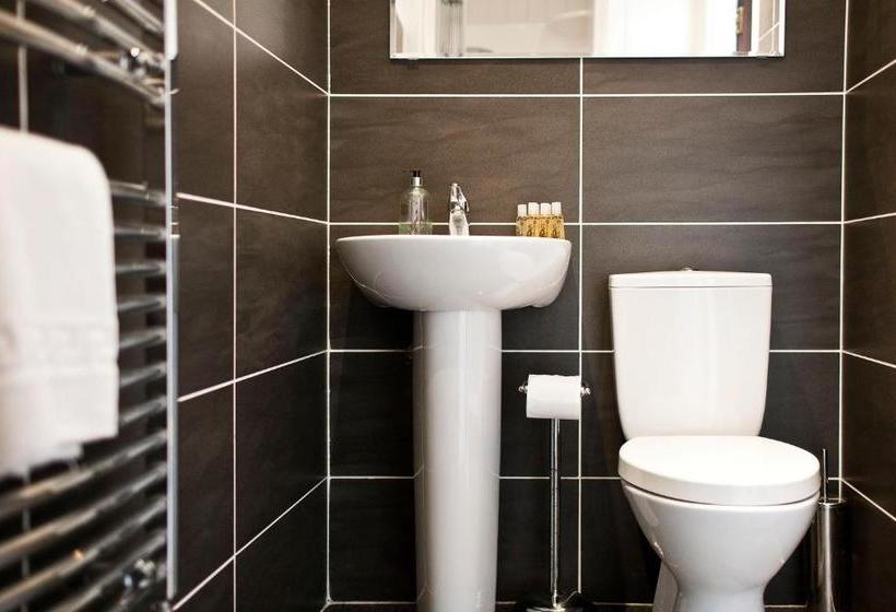 פנסיון Maranatha House