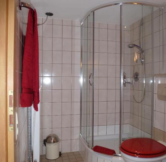 פנסיון Pfälzer Landhotel Heinrich