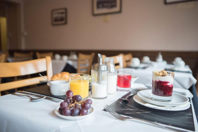 膳宿费 Red Mullions Guest House