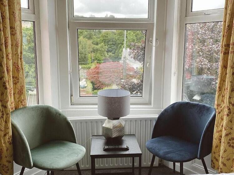 پانسیون Rose Lodge Guest House