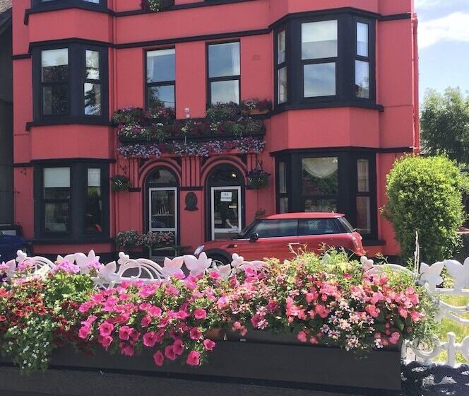 پانسیون Rose Lodge Guest House