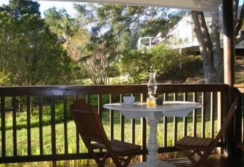 پانسیون Stannards Guest Lodge 4 Star B&b, Knysna
