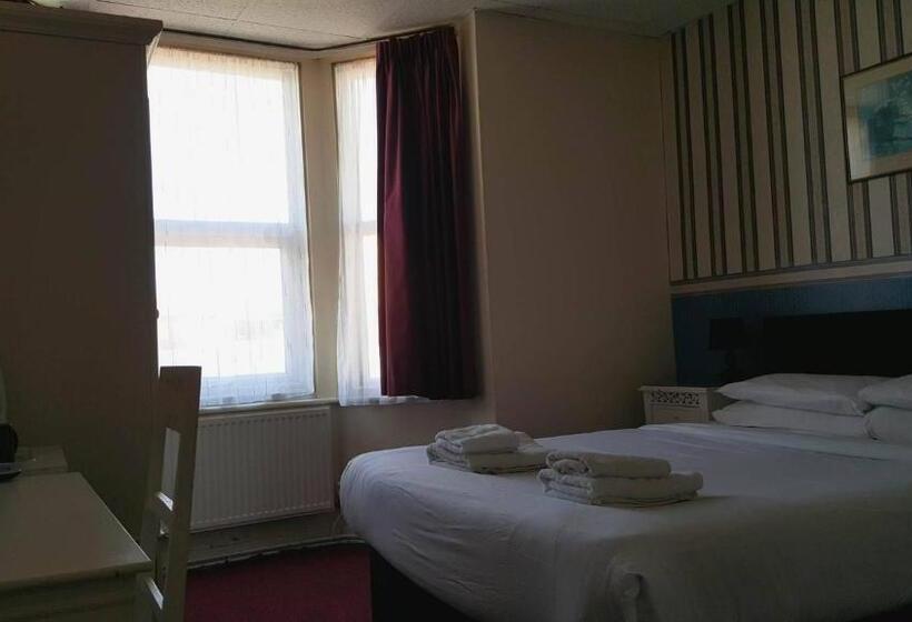 פנסיון The Langtry