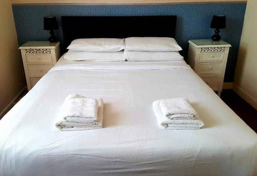 פנסיון The Langtry