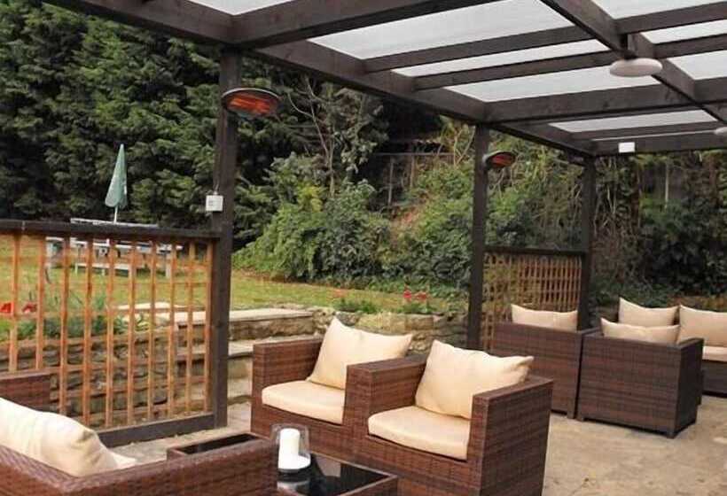 بنسيون The Wishing Well