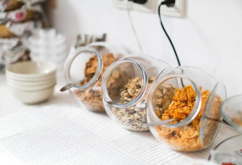 膳宿费 Vila Romana