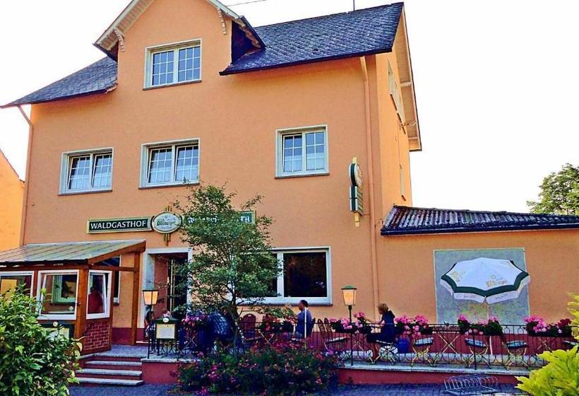 ペンション Waldgasthof Friedrichsberg