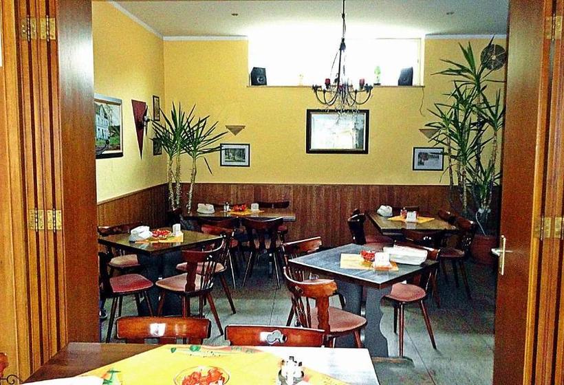 ペンション Waldgasthof Friedrichsberg