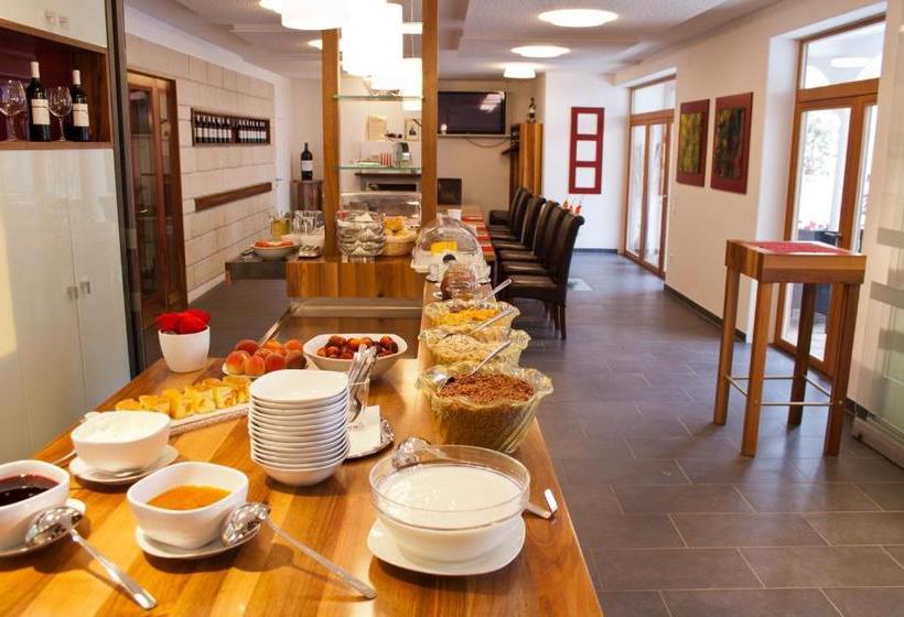 펜션 Weingut Franz Schindler