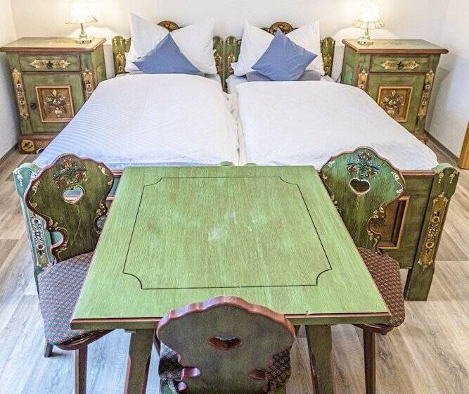 Пансион Weisses Rössl