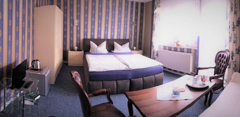 Pension Ramona   Hotel Garni