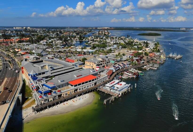 Surf Beach Resort By Sunsational Beach Rentals