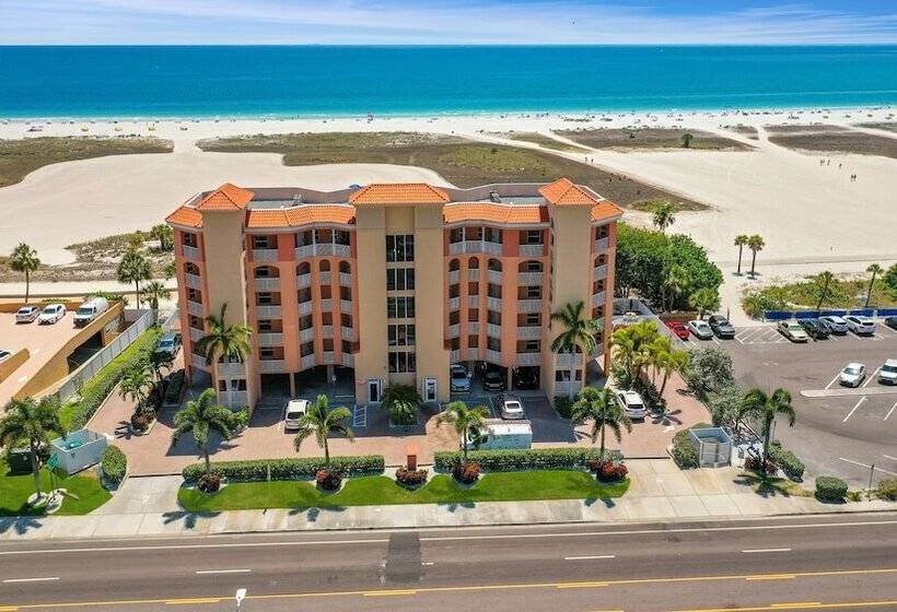 Surf Beach Resort By Sunsational Beach Rentals