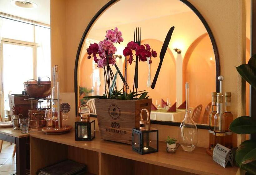 هاستل Al Pozz Boutique Resort