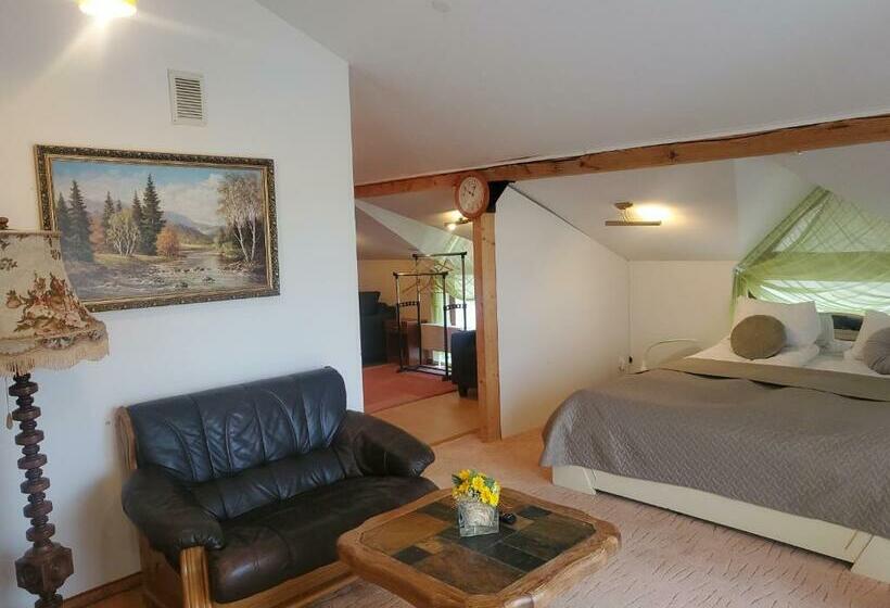 هاستل Green Smiltynė