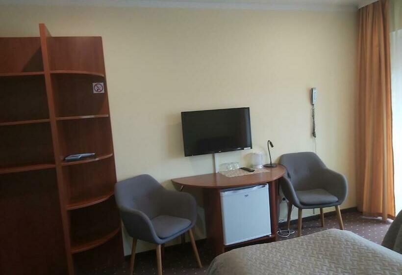 هاستل Green Smiltynė