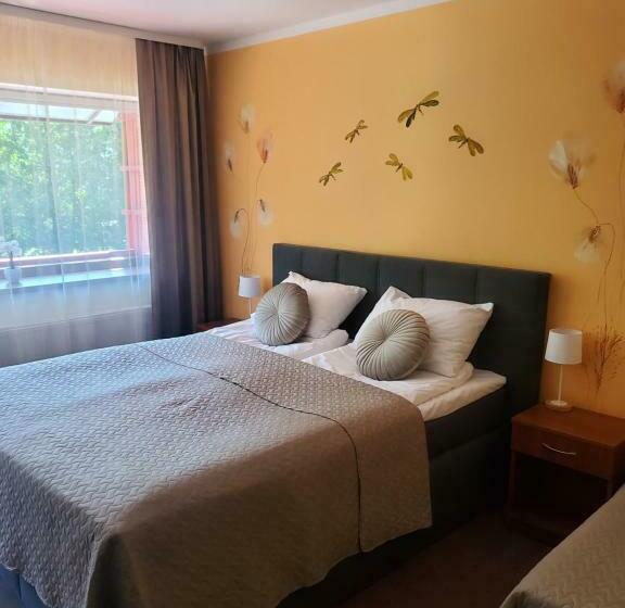 هاستل Green Smiltynė