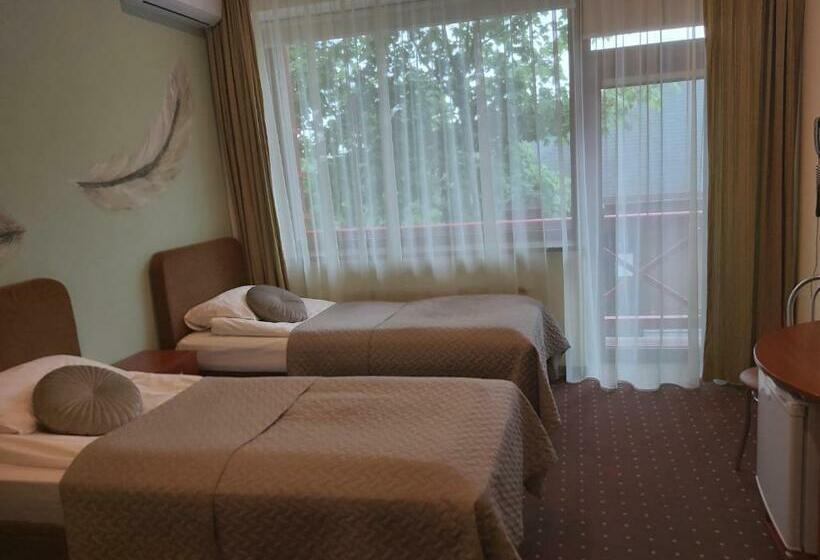 هاستل Green Smiltynė