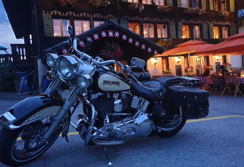 Общежитие L Auberge De L Ours