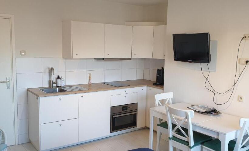 ユースホステル Pension Zandvoort Aan Zee