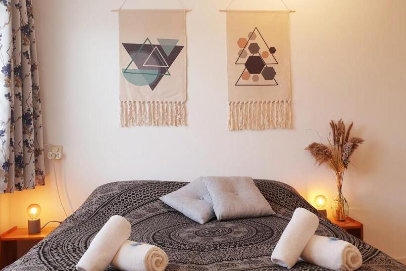 ユースホステル Pension Zandvoort Aan Zee