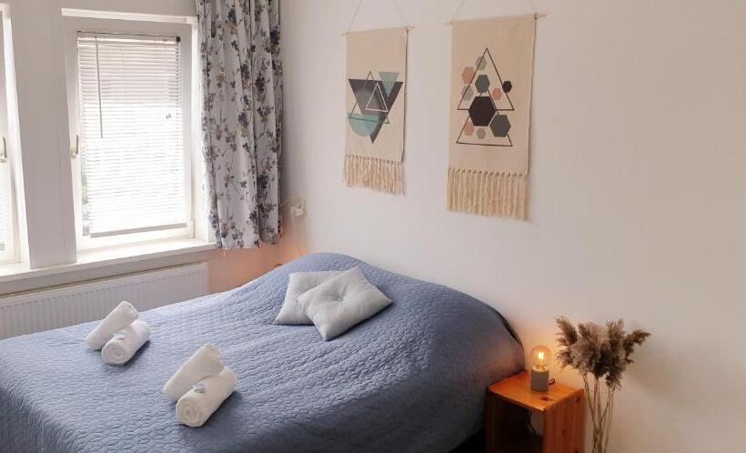 ユースホステル Pension Zandvoort Aan Zee