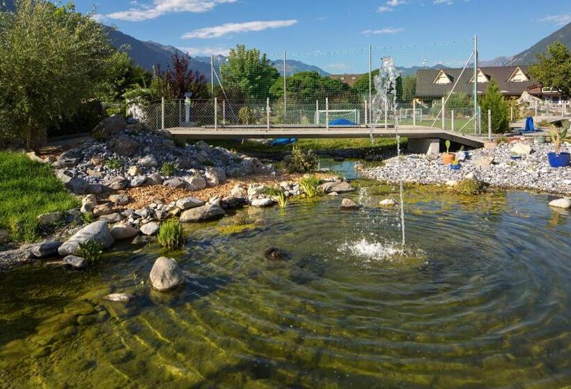 ユースホステル Relais De La Sarvaz