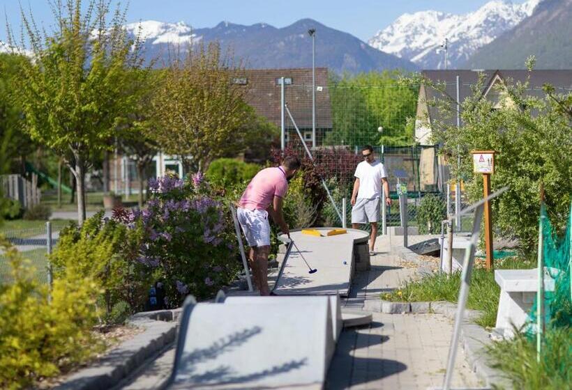 ユースホステル Relais De La Sarvaz