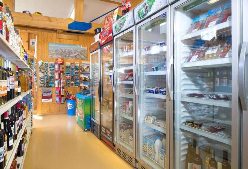 ユースホステル Relais De La Sarvaz