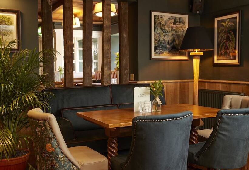 호스텔 Rose Revived By Chef & Brewer Collection