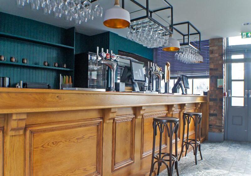 Общежитие Tamworth Arms