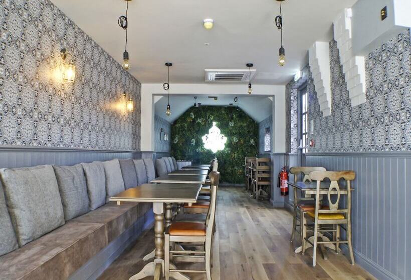 Общежитие Tamworth Arms