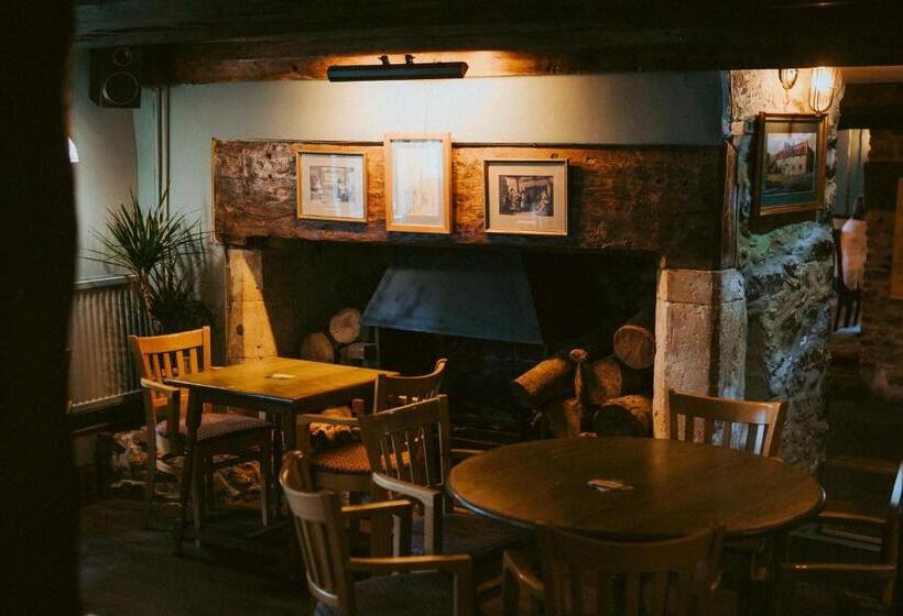ユースホステル The Heathfield Inn