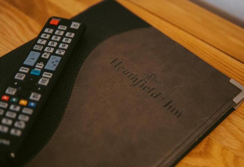 הוסטל The Heathfield Inn