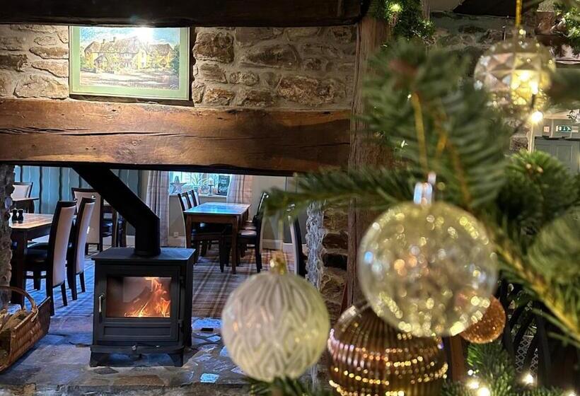 ユースホステル The Heathfield Inn