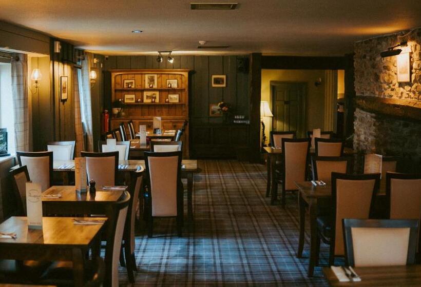 הוסטל The Heathfield Inn