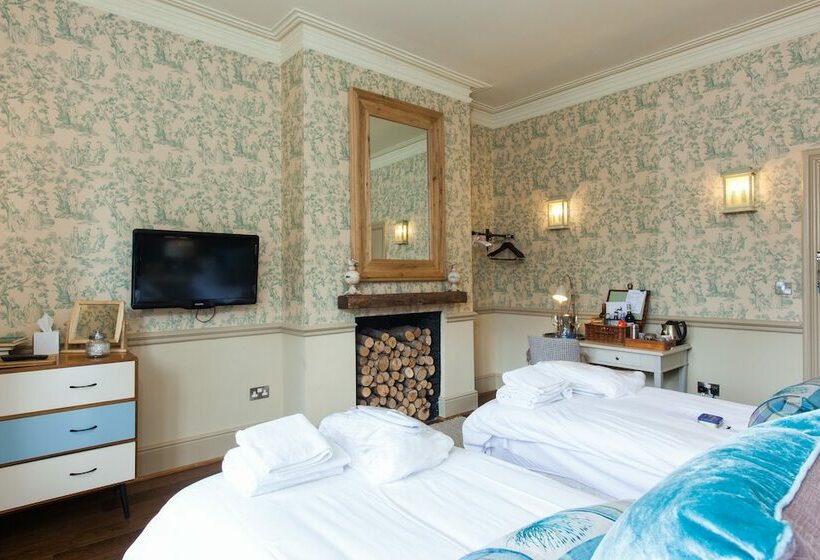 הוסטל The White Buck