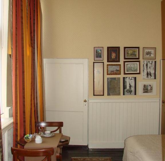 Aparthotel De Beek Anno 1410