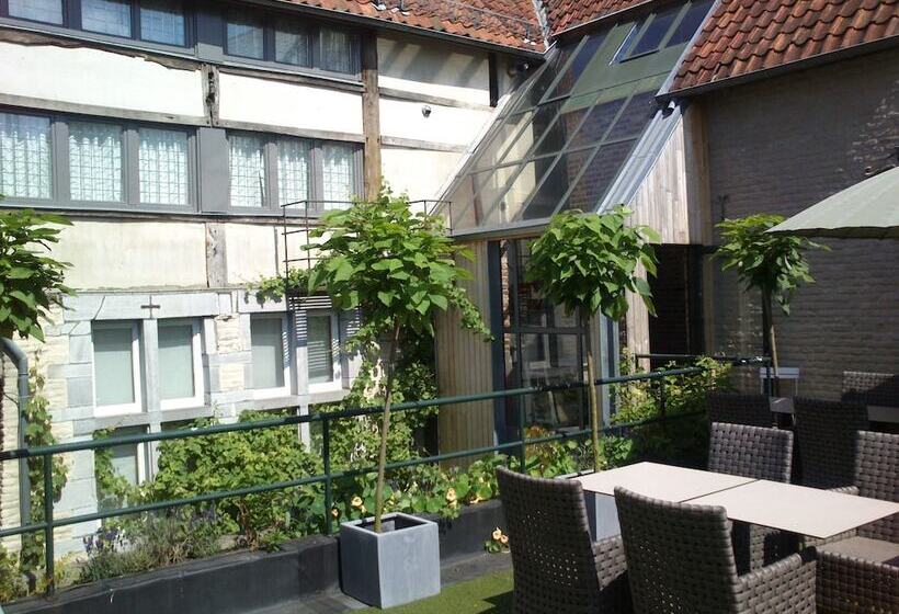 Aparthotel De Beek Anno 1410