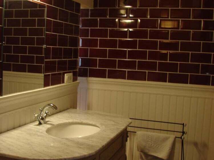 Aparthotel De Beek Anno 1410